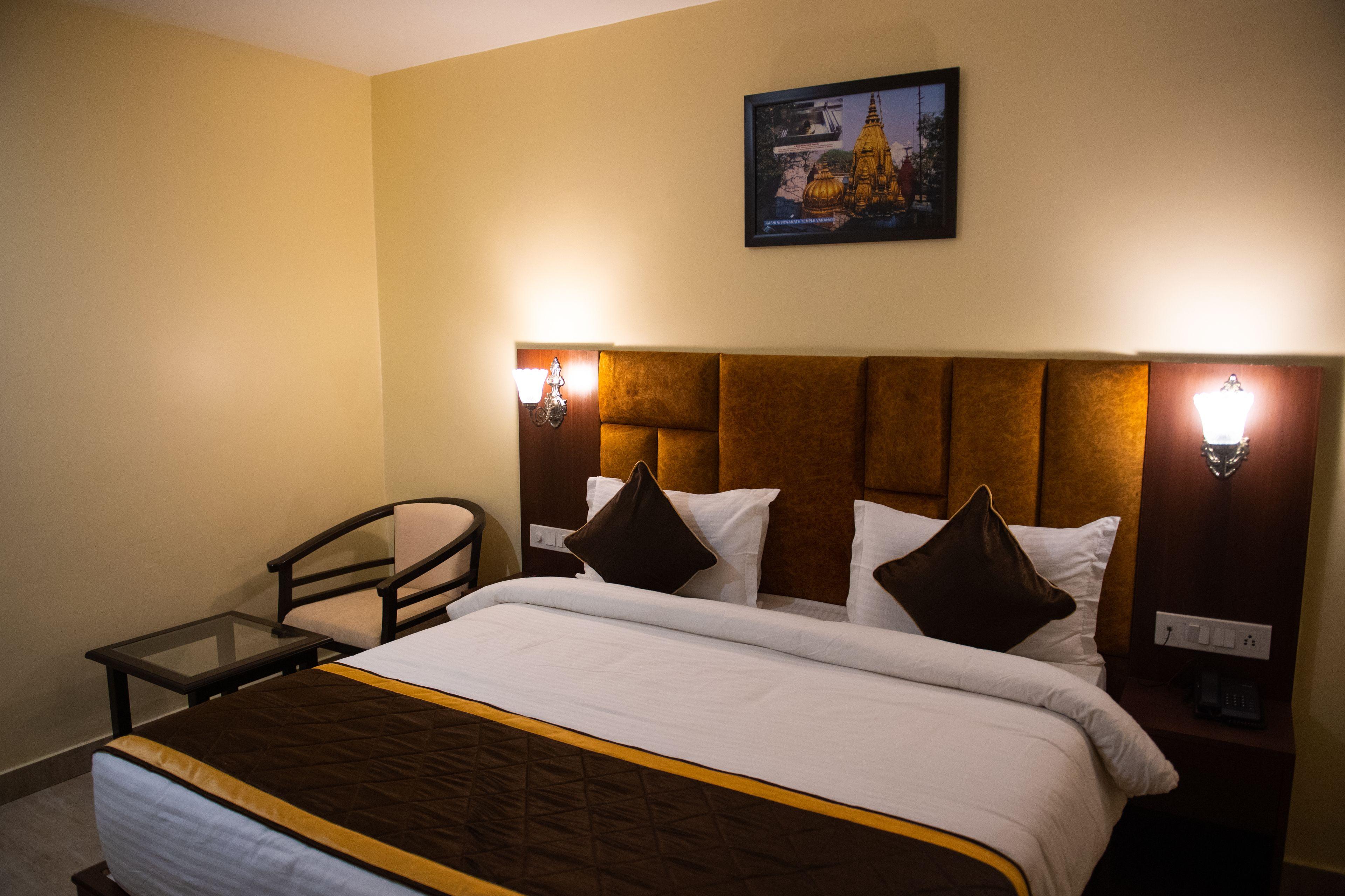 Hotel Shivoy Grand — Photos 1